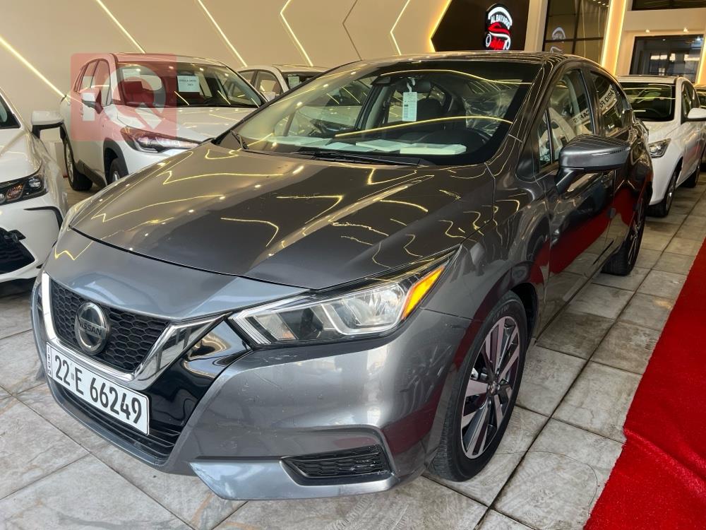 نيسان فيرسا